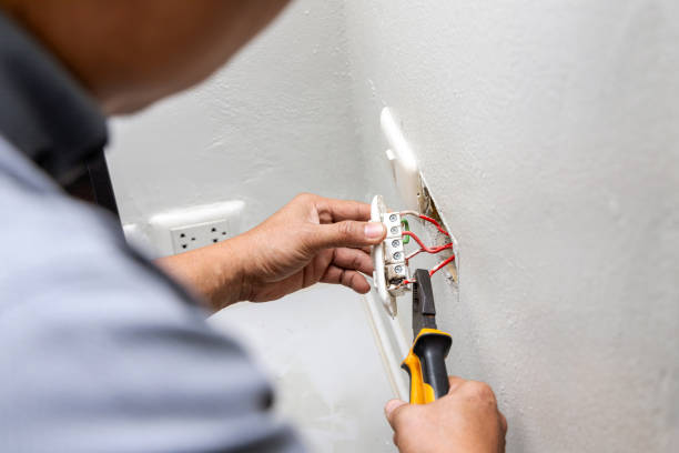 Best Licensed Electrician  in Cassville, WV